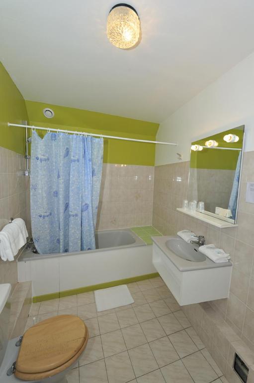 Le Compostelle Hotel Vézelay Værelse billede